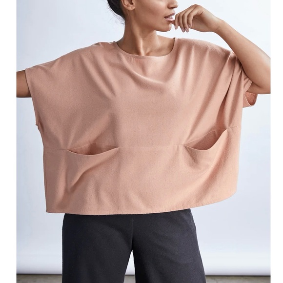 Jamie + the Jones blush raw silk pocket box top - Picture 1 of 10